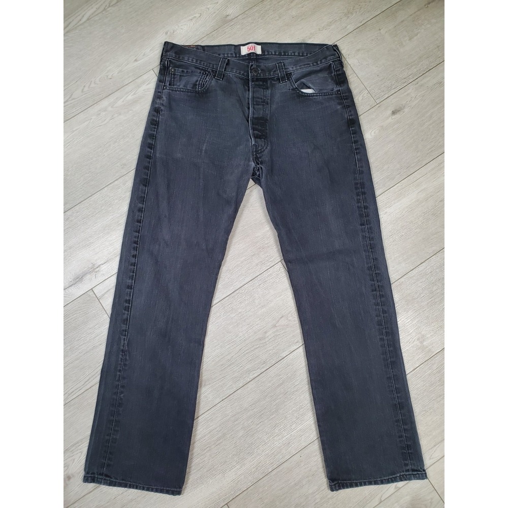 Vintage Levis 501 Jeans Mens 36x32 Black Denim Straight Leg Button Fly Y2K